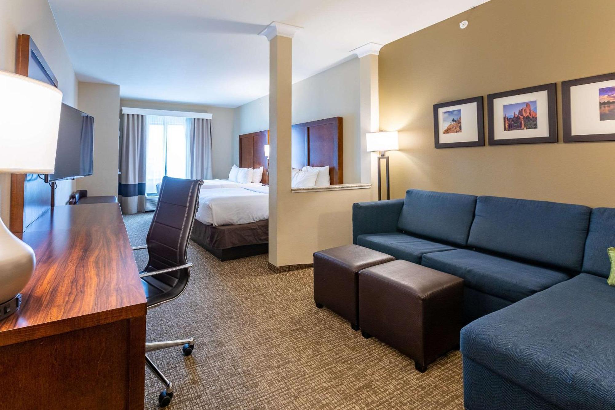 Comfort Suites Denver Near Anschutz Medical Campus Аурора Екстериор снимка