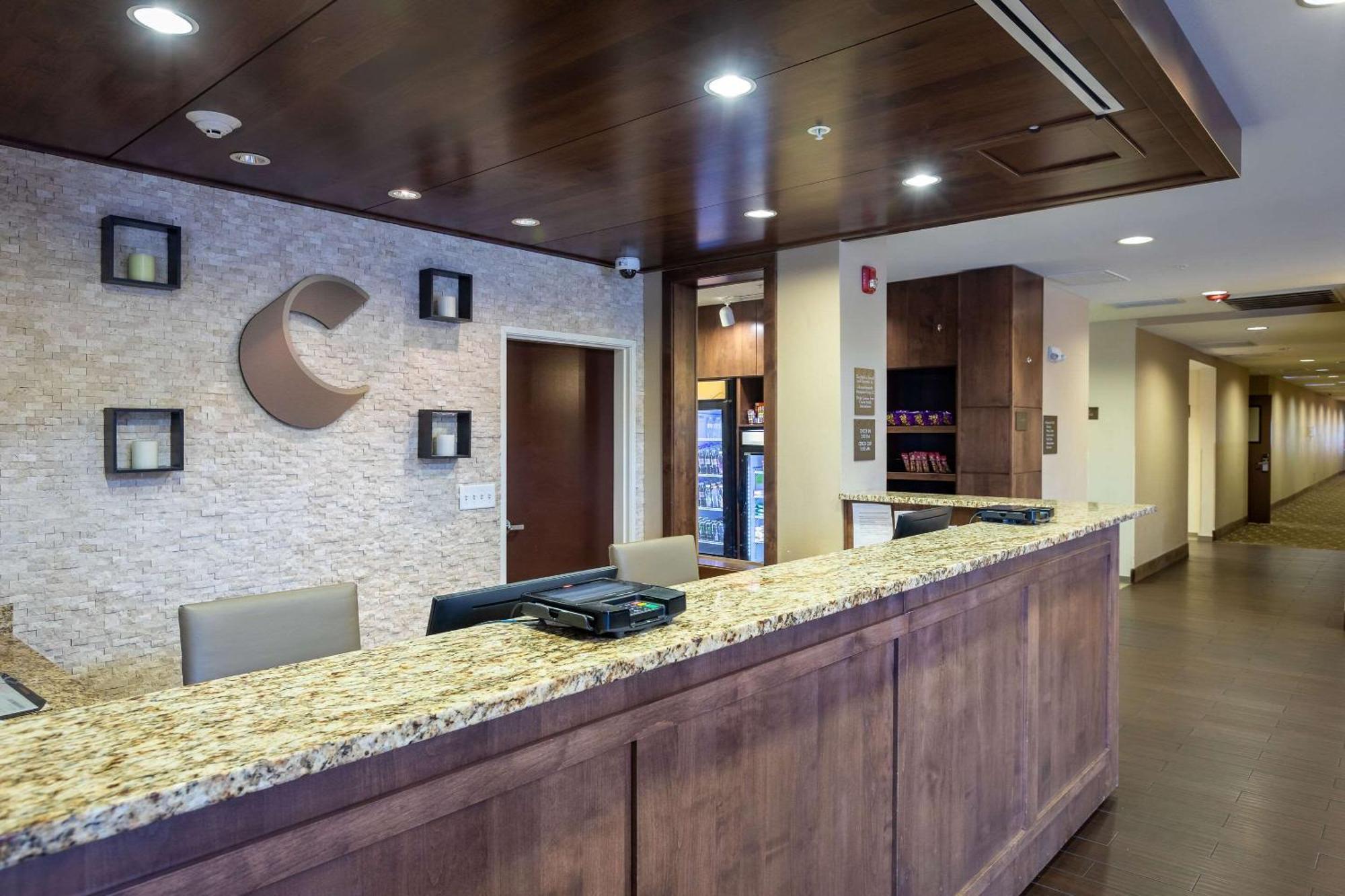 Comfort Suites Denver Near Anschutz Medical Campus Аурора Екстериор снимка
