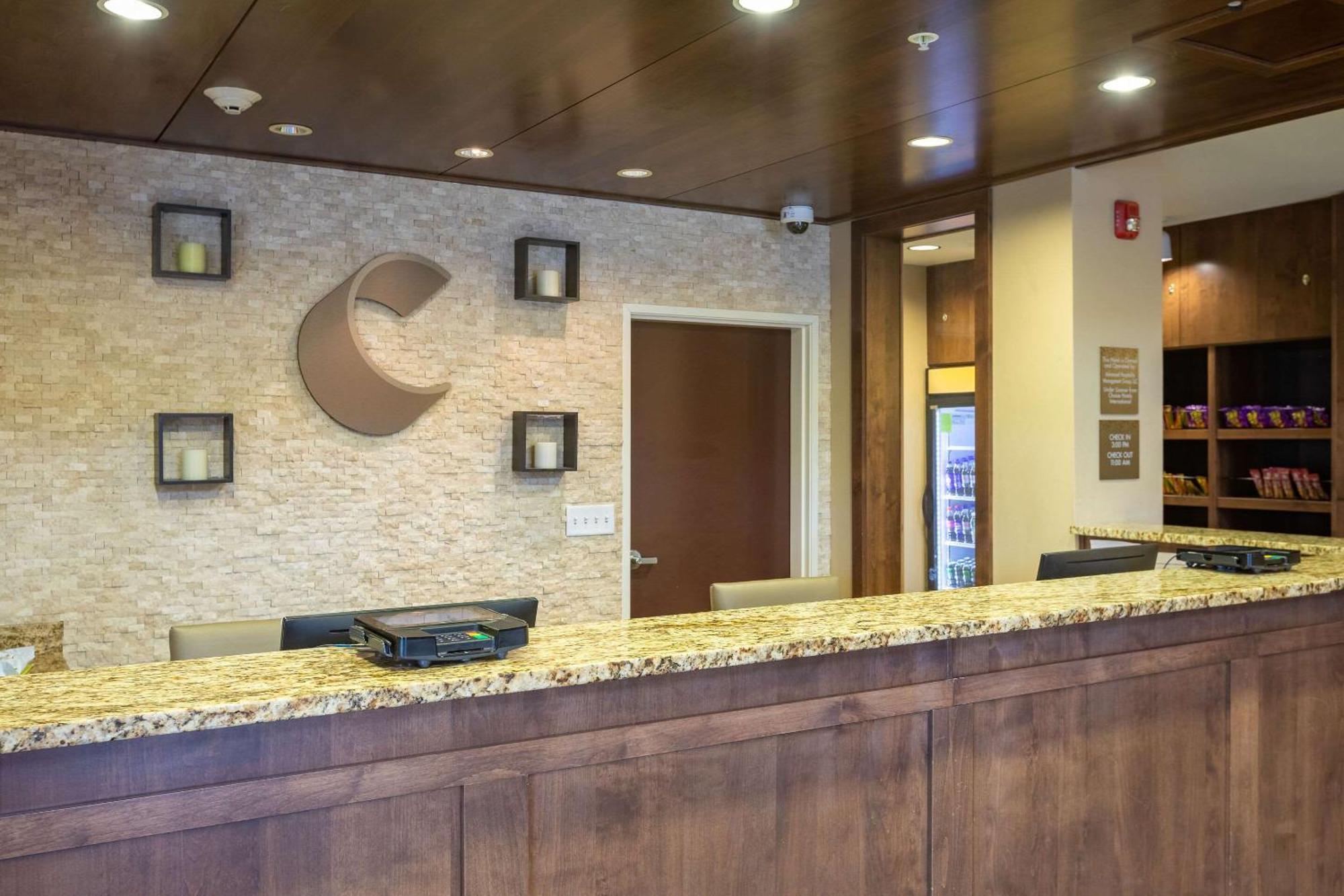 Comfort Suites Denver Near Anschutz Medical Campus Аурора Екстериор снимка