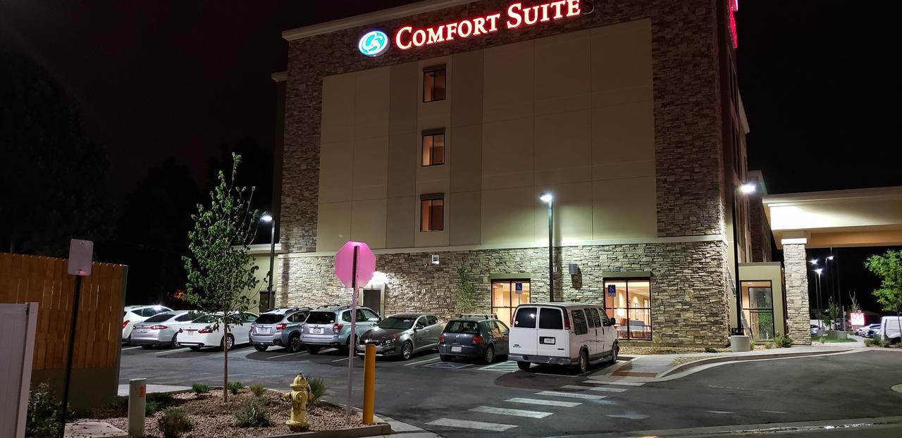 Comfort Suites Denver Near Anschutz Medical Campus Аурора Екстериор снимка